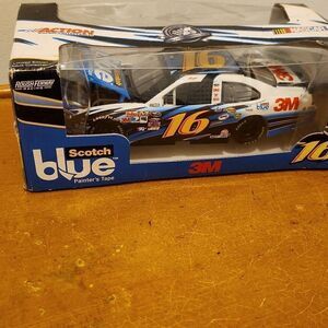 Sherwin Williams Greg Biffle 2010 Ford Fusion Limited Edition 1:24 Die-cast  , N